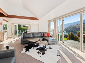 Wakatipu Views - Queenstown Holiday Home